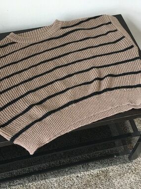 Black and Brown Sleeveless Sweater